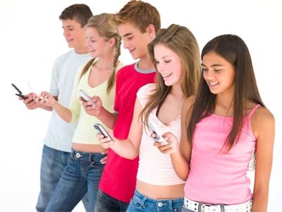 Aşırı akıllı telefon ve internet kullanımı, dijital demansa neden olabilir